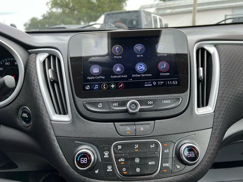 Used 2024 Chevrolet Malibu LT image 16