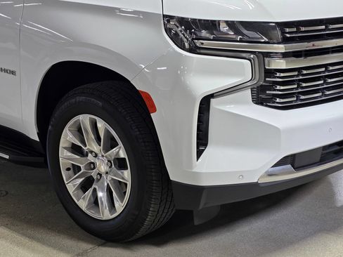 Used 2023 Chevrolet Tahoe Premier AWD/4WD image 10