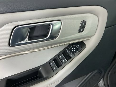 New 2026 Ford Explorer Active w/ Active Comfort Package image 13