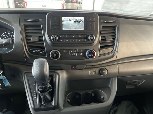 New 2024 Ford Transit 250 148 Medium Roof image 27