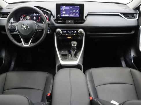 Used 2025 Toyota RAV4 XLE Premium FWD image 30