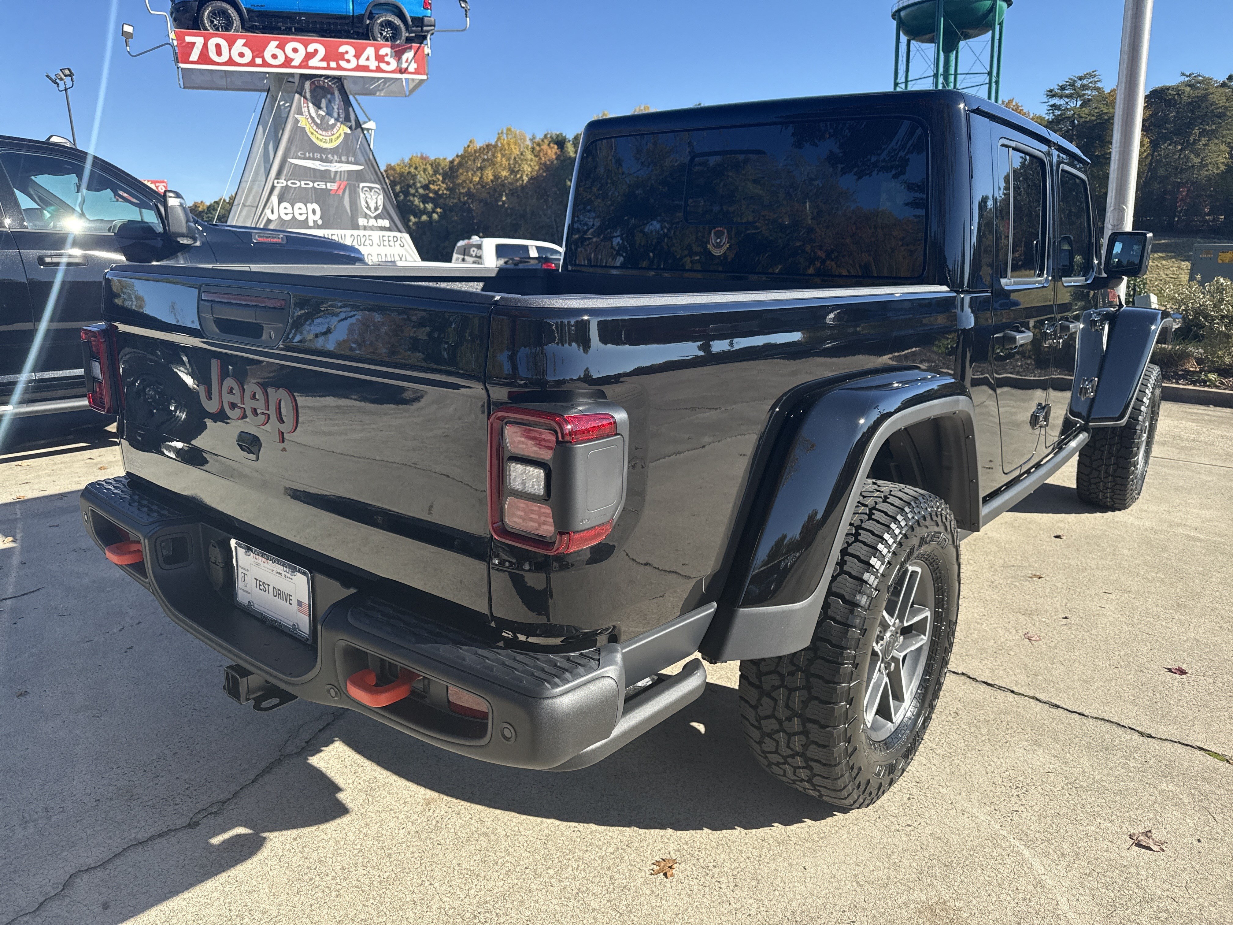 New 2026 Jeep Gladiator Mojave AWD/4WD image 7