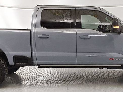 Used 2025 Ford F350 Lariat w/ Lariat Ultimate Package AWD/4WD image 2