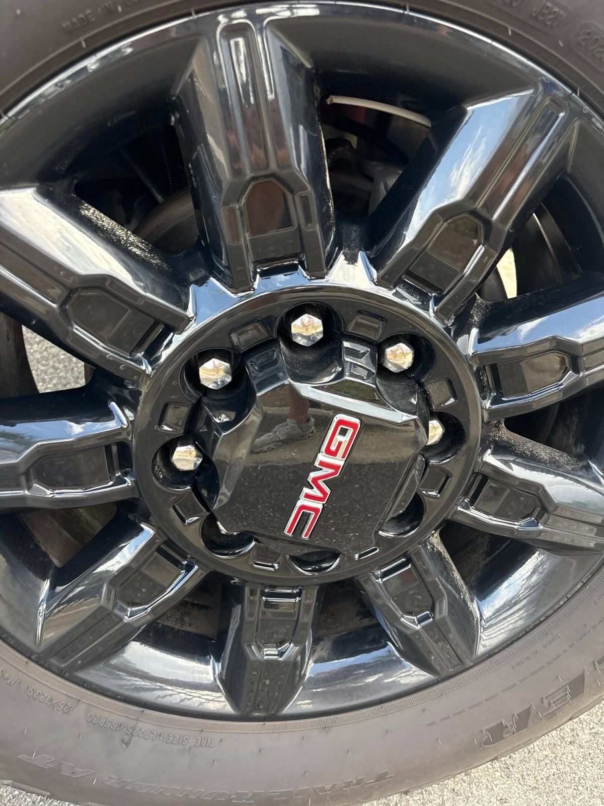 Used 2024 GMC Sierra 2500 AT4 w/ AT4 Premium Plus Package AWD/4WD image 13