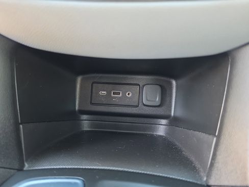 Used 2022 Chevrolet Equinox LT FWD image 27