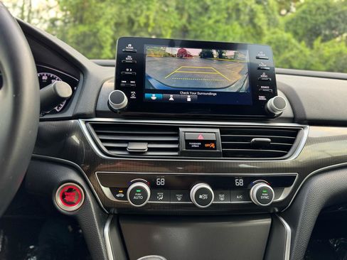 Used 2019 Honda Accord Sport image 28