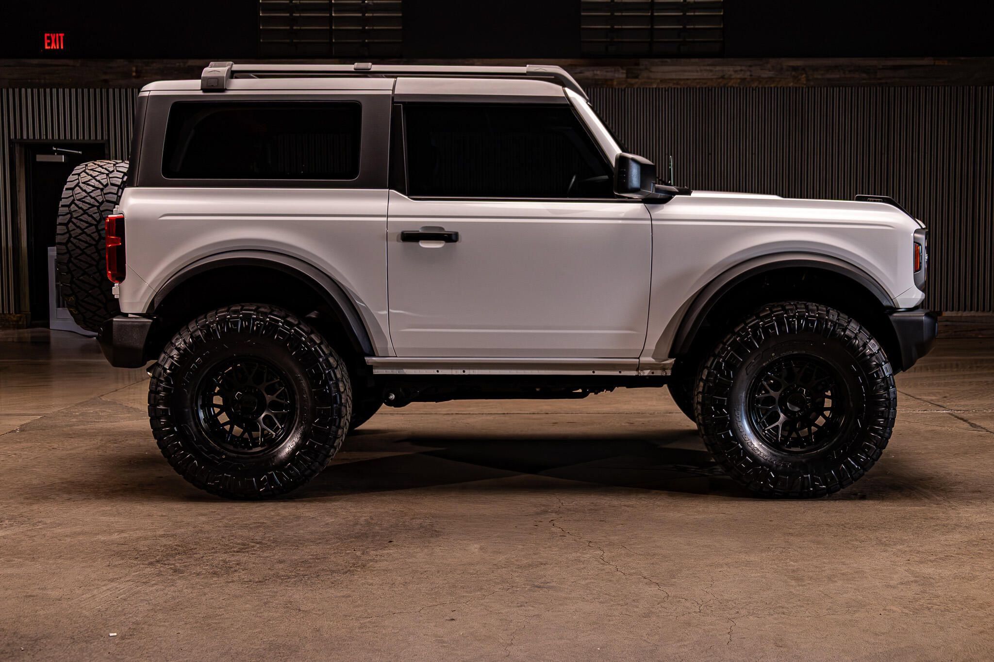 Used 2024 Ford Bronco Big Bend w/ Sasquatch Package AWD/4WD image 11