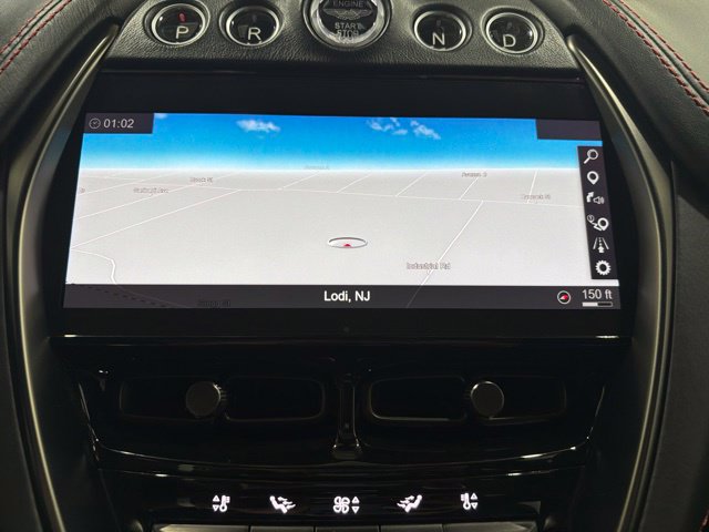 Used 2021 Aston Martin DBX AWD/4WD image 32