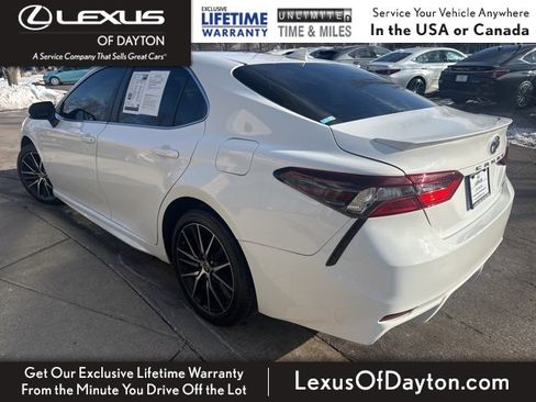 Used 2022 Toyota Camry SE image 5