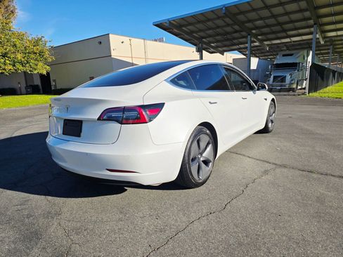 Used 2020 Tesla Model 3 Standard Range Plus image 8