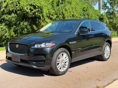 Used 2017 Jaguar F-PACE Prestige AWD/4WD image 1