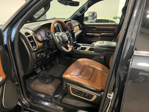 Used 2019 RAM 1500 Limited image 10