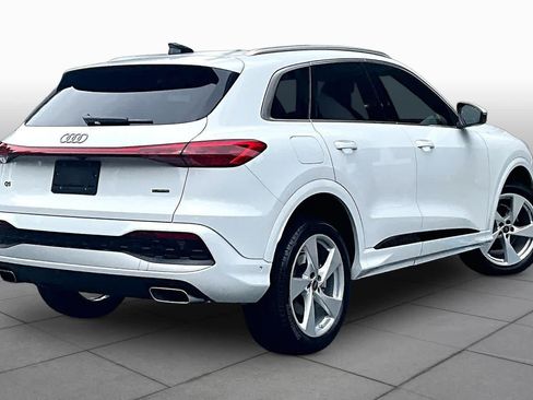 Used 2025 Audi Q5 Premium Plus w/ Premium Plus AWD/4WD image 22