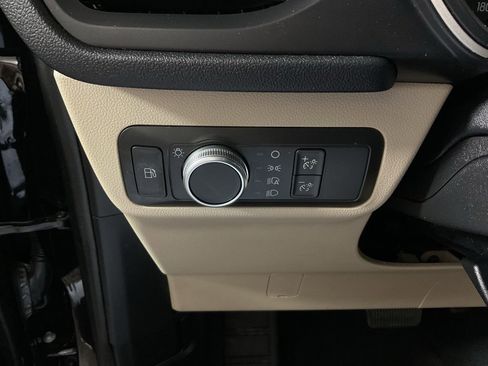 Used 2021 Ford Escape SE image 26