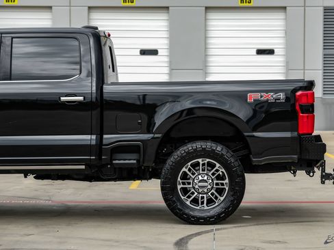 Used 2024 Ford F250 Limited w/ FX4 Off-Road Package AWD/4WD image 9