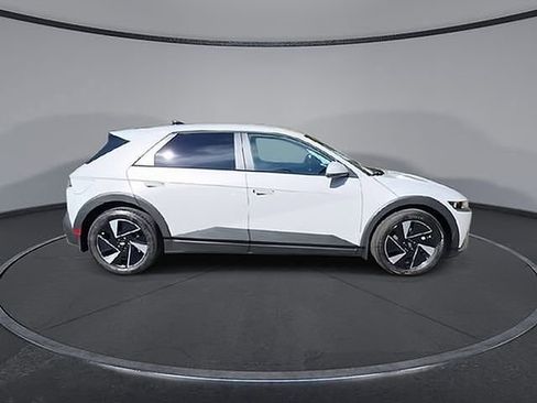 New 2026 Hyundai Ioniq 5 SEL image 12