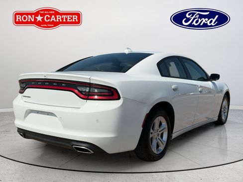 Used 2023 Dodge Charger SXT RWD image 6