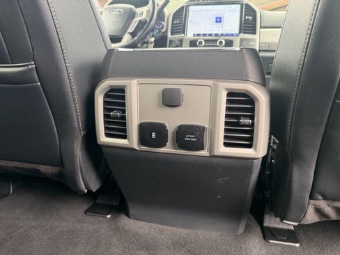 Used 2022 Ford F250 Lariat image 27