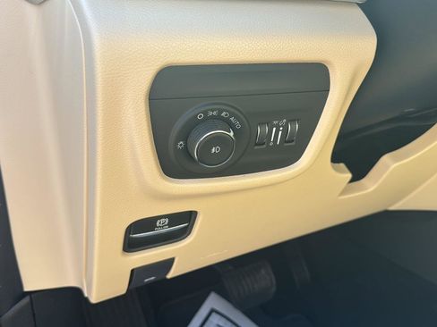 New 2026 Jeep Grand Cherokee Limited AWD/4WD image 16