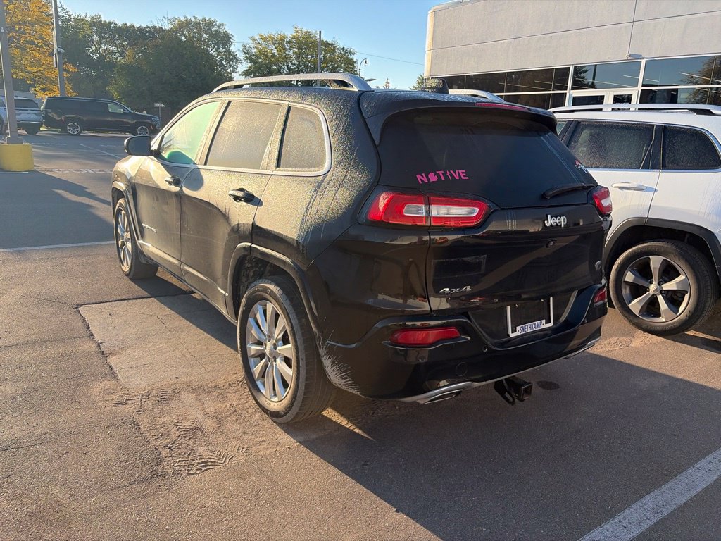 Used 2018 Jeep Cherokee Overland AWD/4WD image 5