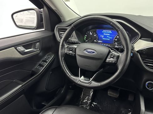 Used 2021 Ford Escape SEL image 26