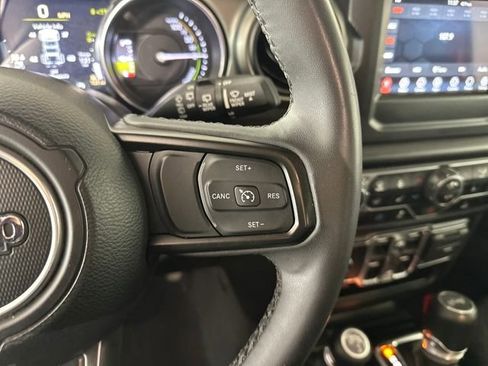 Used 2023 Jeep Wrangler Unlimited w/ Cold Weather Group image 16