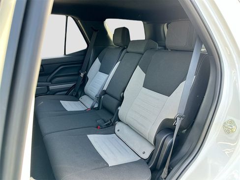 Used 2025 Toyota 4Runner TRD Off-Road image 23