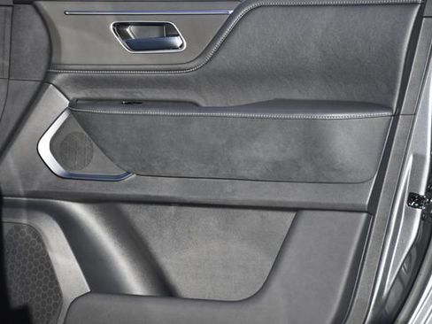 New 2027 INFINITI QX80 Luxe w/ Cargo Package RWD image 29
