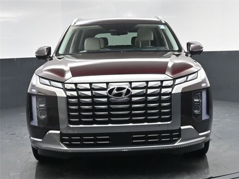 Used 2025 Hyundai Palisade Calligraphy image 11