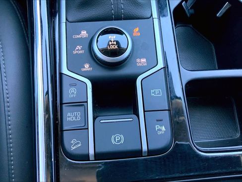 Used 2023 Kia Sorento SX image 29