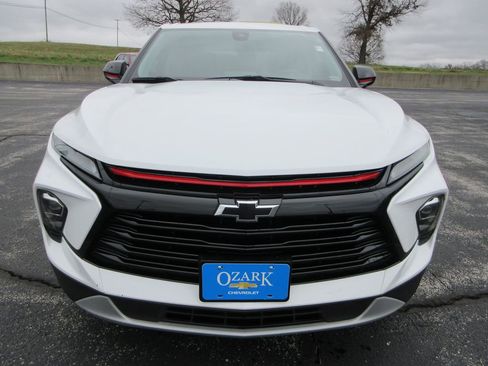 Used 2023 Chevrolet Blazer LT image 8