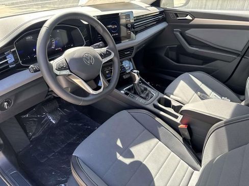 New 2026 Volkswagen Jetta SE image 14