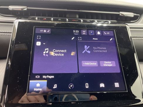 New 2025 Jeep Grand Cherokee Altitude image 15