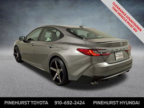 Used 2025 Toyota Camry SE w/ Multimedia Upgrade Package image 5