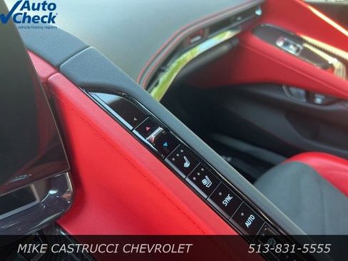 Used 2024 Chevrolet Corvette Stingray Preferred Conv w/ Z51 Performance Package RWD image 9