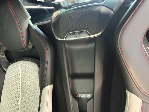 Used 2023 Chevrolet Corvette Stingray Premium Cpe w/ Z51 Performance Package image 32