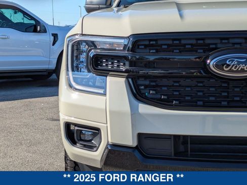 New 2025 Ford Ranger XLT w/ Black Appearance Package RWD image 10