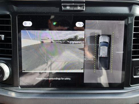 New 2026 Ford F250 Platinum w/ Tremor Off-Road Package image 10