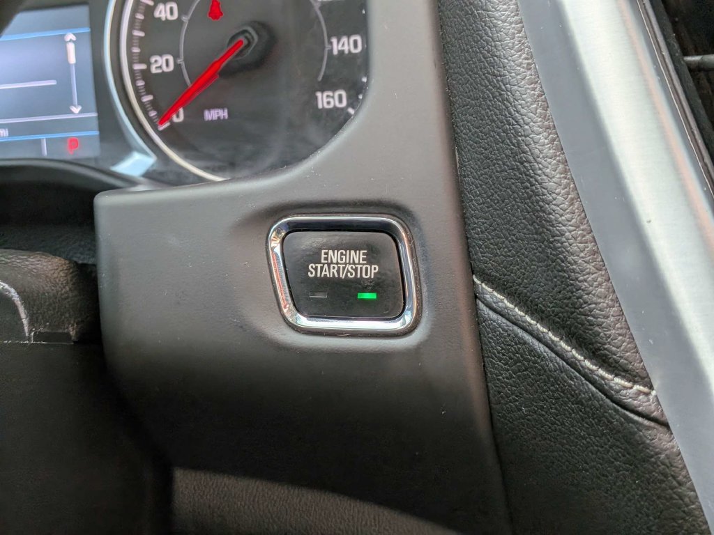 Used 2020 GMC Acadia SLE w/ LPO, Floor Liner Package AWD/4WD image 29