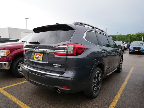 Used 2023 Subaru Ascent Touring AWD/4WD image 5