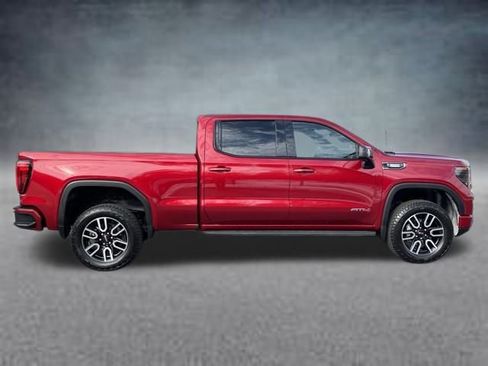 Used 2025 GMC Sierra 1500 AT4 w/ AT4 Premium Package image 4