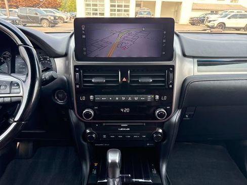 Used 2022 Lexus GX 460 Premium w/ Premium Package AWD/4WD image 25