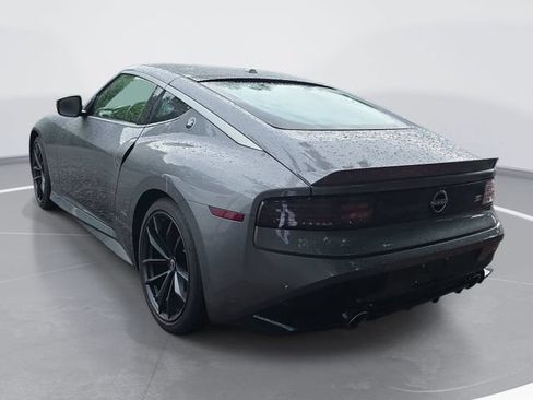 Used 2024 Nissan Z Performance w/ Floor Mat Package RWD image 6