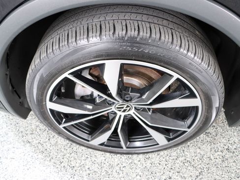 Used 2022 Volkswagen Tiguan SEL R-Line AWD/4WD image 11