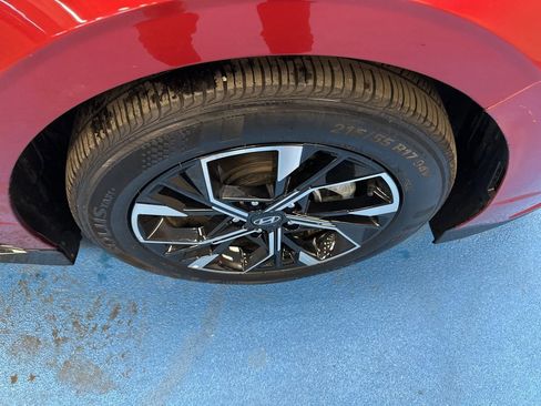 Used 2025 Hyundai Sonata SEL image 3