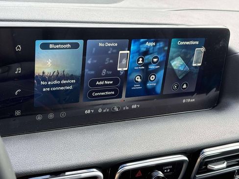 New 2026 Nissan Sentra SR w/ SR Premium Package FWD image 27