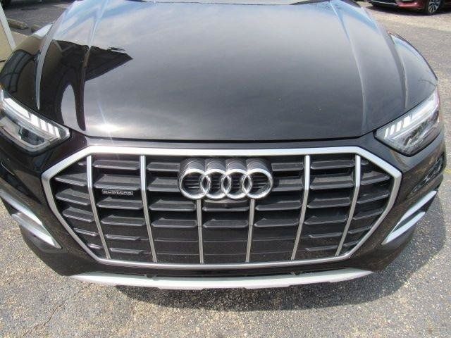 Used 2021 Audi Q5 Prestige w/ Prestige Package AWD/4WD image 4