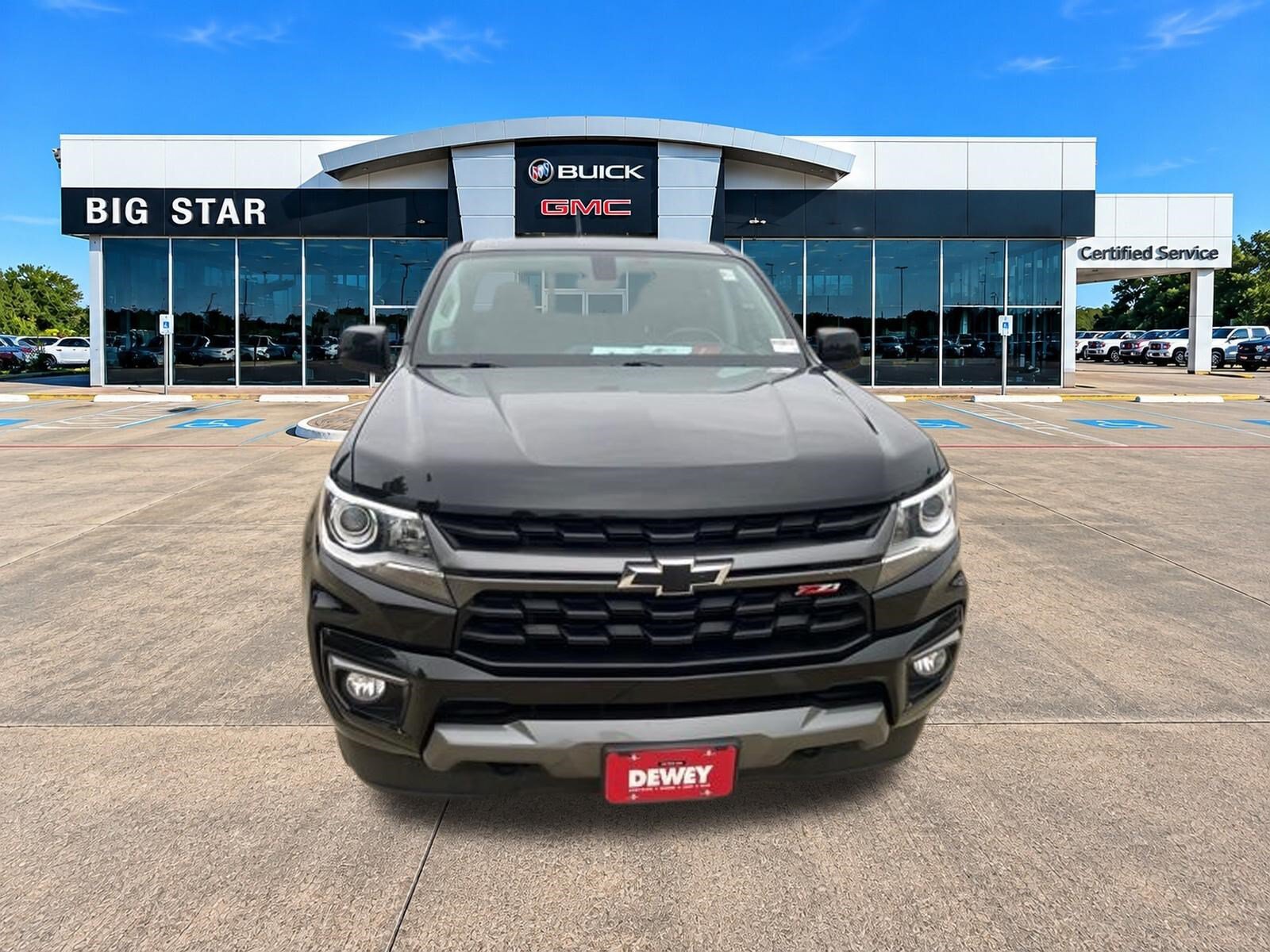 Used 2021 Chevrolet Colorado Z71 AWD/4WD image 2