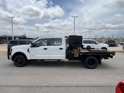 Used 2019 Ford F350 XL w/ Power Equipment Group image 8