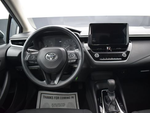 Used 2024 Toyota Corolla LE FWD image 14